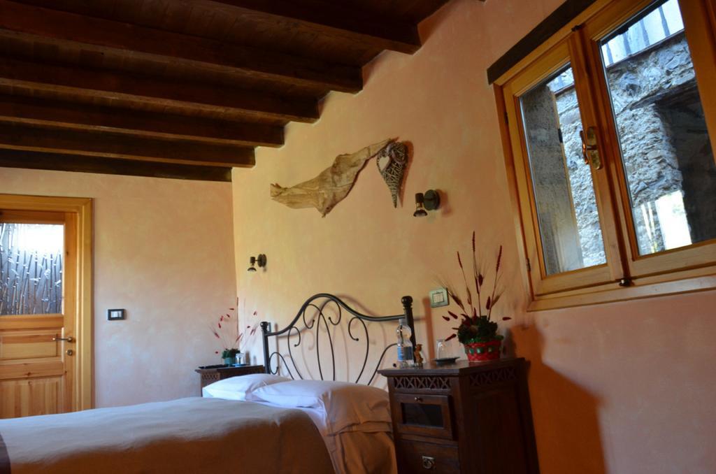 B&B Da Giua' Apricale Phòng bức ảnh
