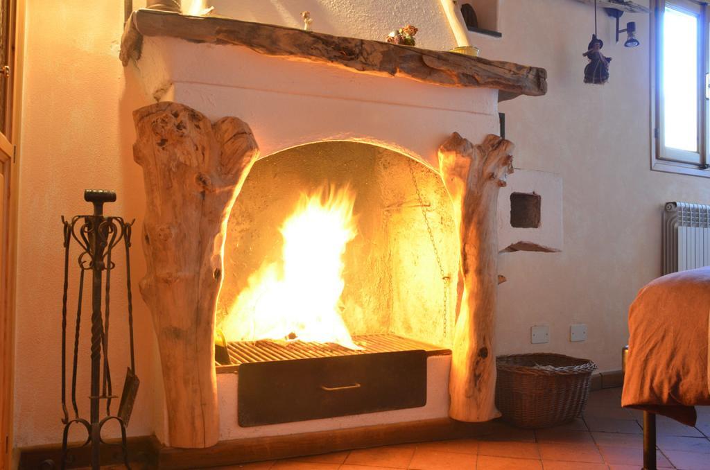 B&B Da Giua' Apricale Ngoại thất bức ảnh